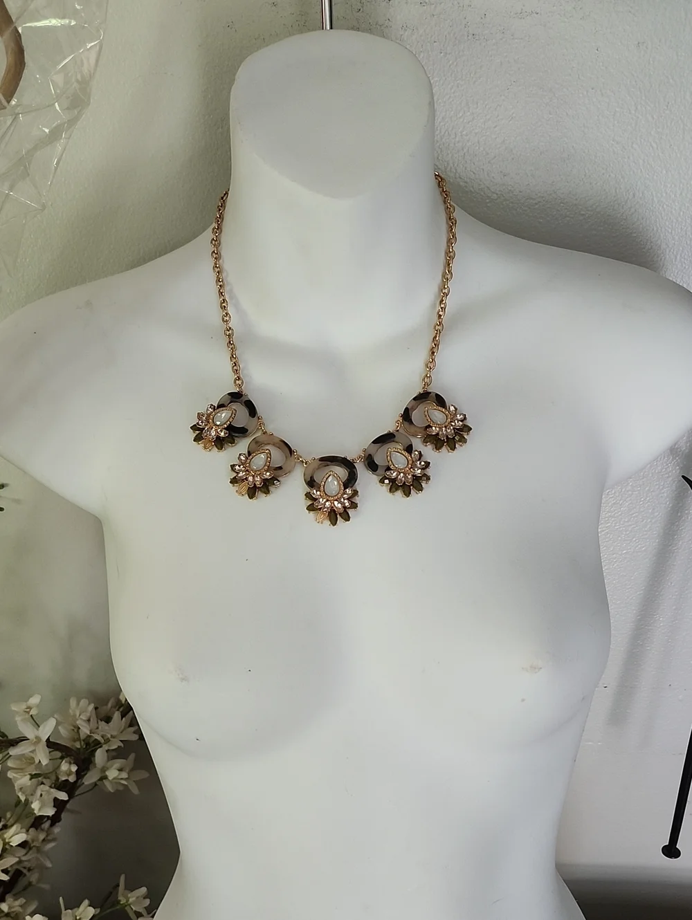 Gold-Tone Tortoise Shell Green & Cream Floral Statement Necklace and Earring Set